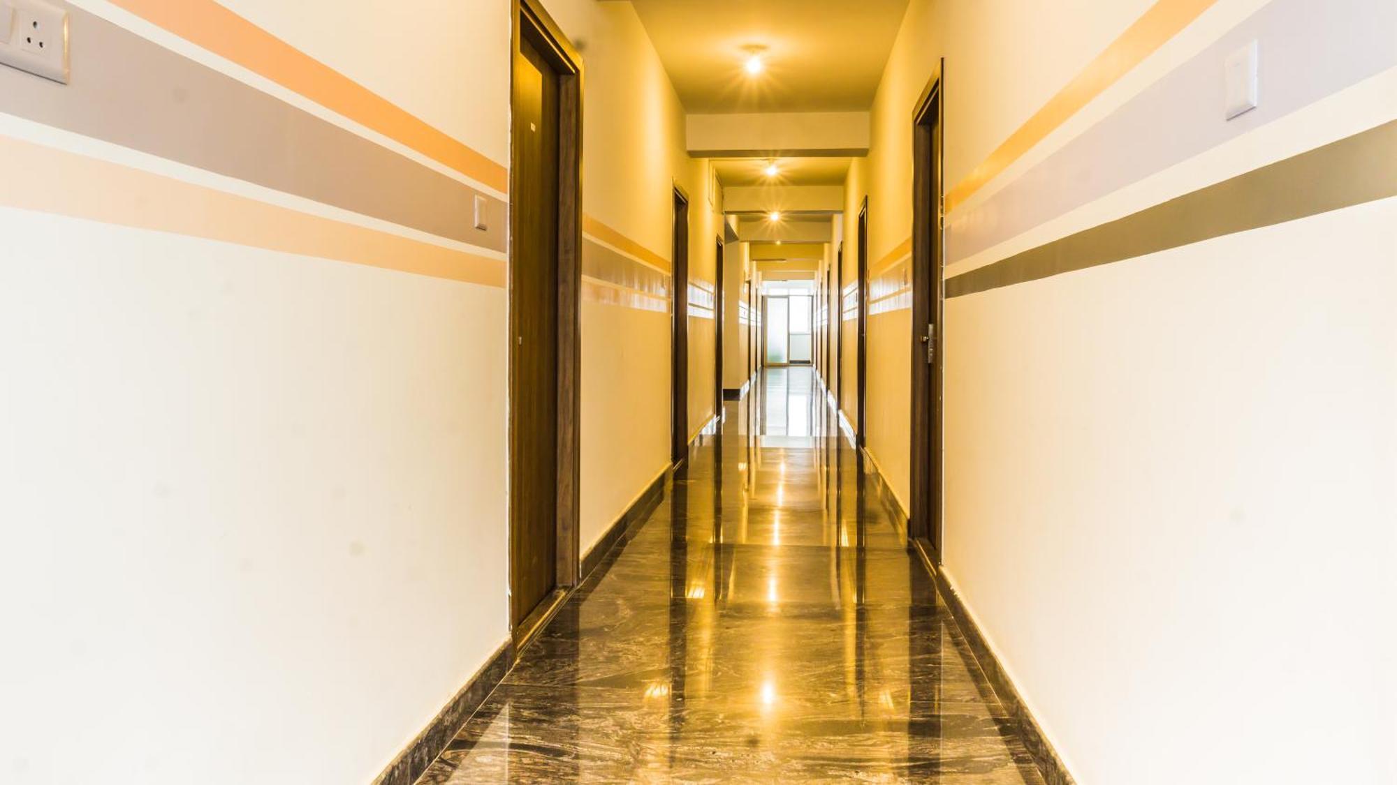 Local Colive Sarjapur Aparthotel Bangalore Luaran gambar